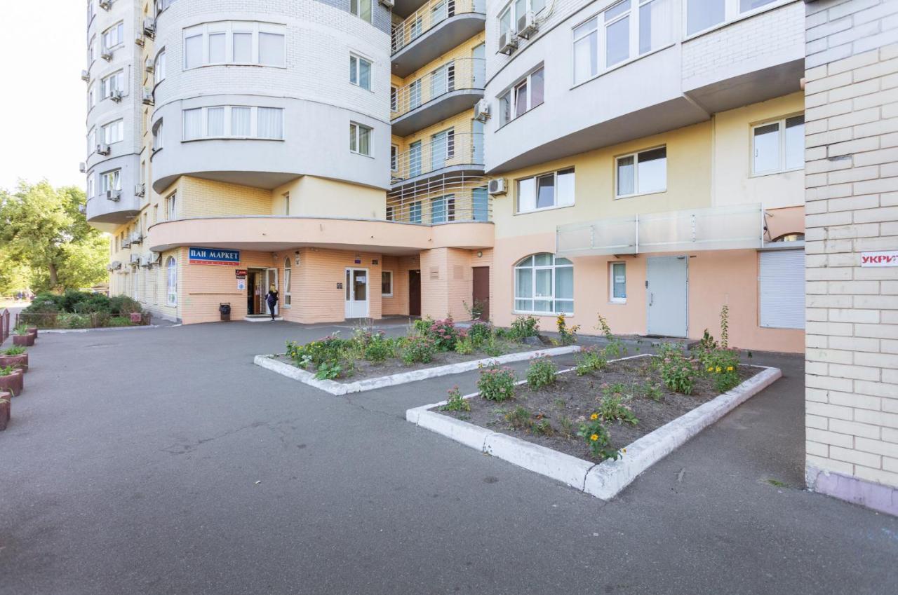 Apartments On Darnitsa Kyiv Exterior foto